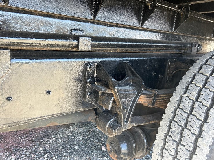 2013-international-durastar-4300-image-41