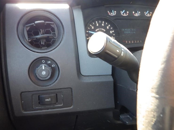 2012-ford-f150-image-25