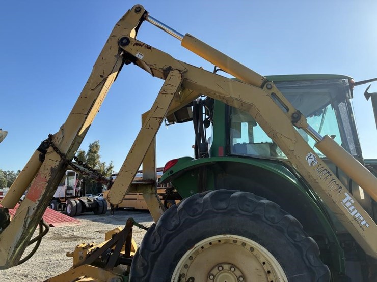 2005-john-deere-7220-image-13