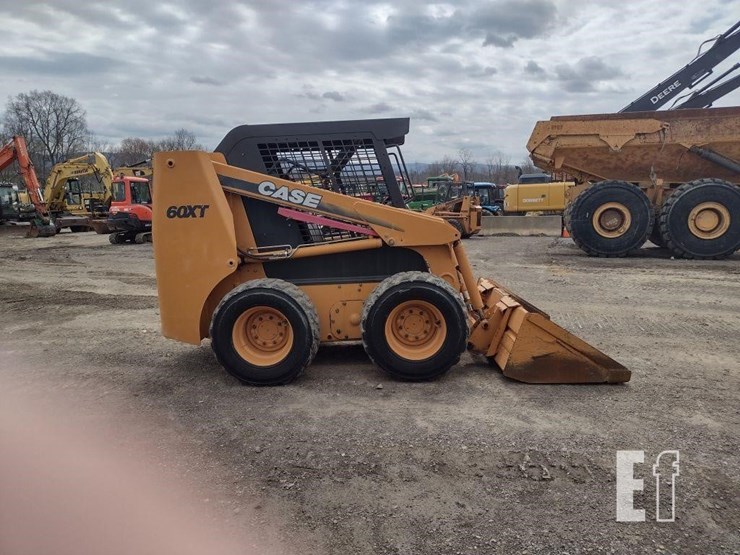 2001-case-60-xt-image-3