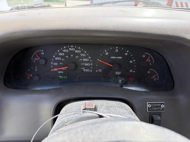 2003-ford-f450-image-19