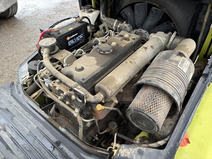 clark-cdp40-forklift-image-30