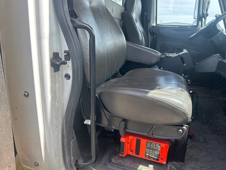 2014-international-4400-sba-image-84