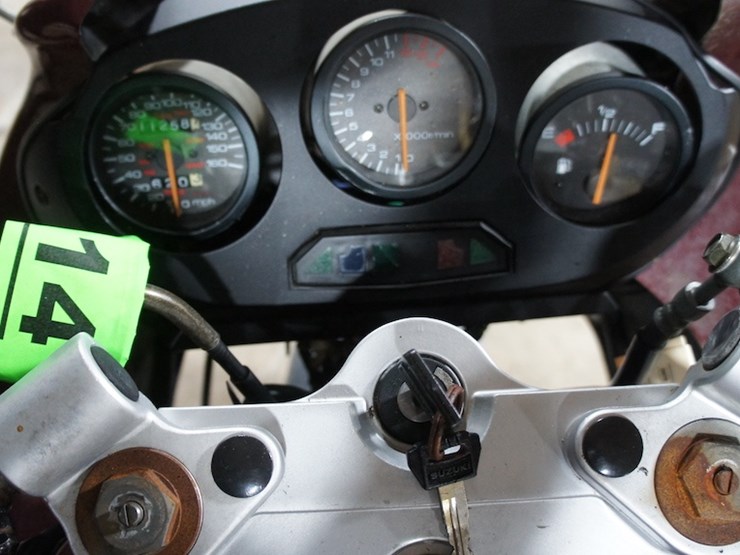 1997-suzuki-gsx600f-katana-motorcycle-image-8