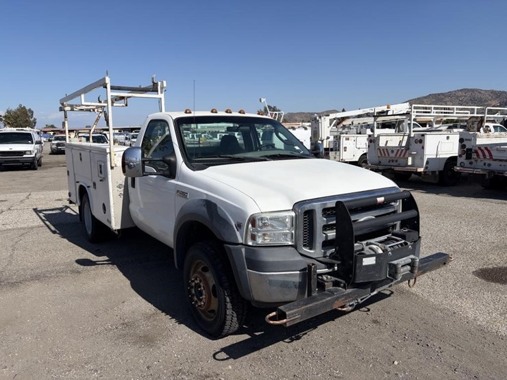 2006-ford-f450-image-2