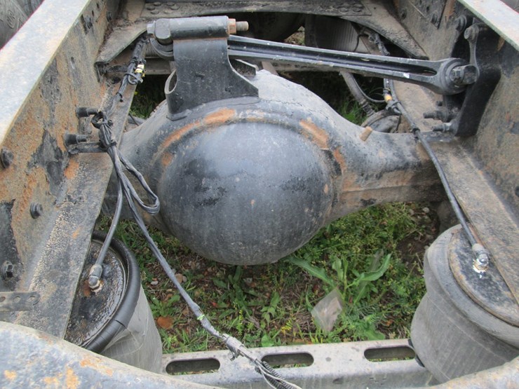 #46184-•-2008-volvo-t/a-sleeper-truck-tractor-4v4nc9gh08n482694-image-10