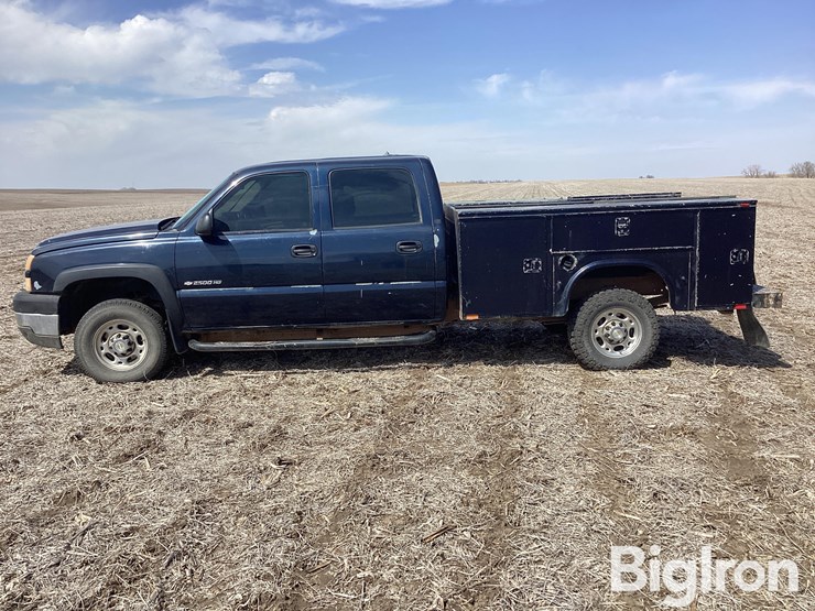 2005-chevrolet-silverado-2500-image-8