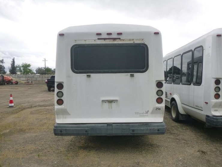 2009-chevrolet-3500-image-21