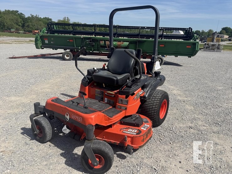 kubota-zg327-image-1