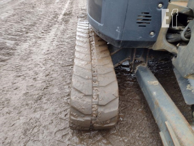 2014-bobcat-e35-image-42