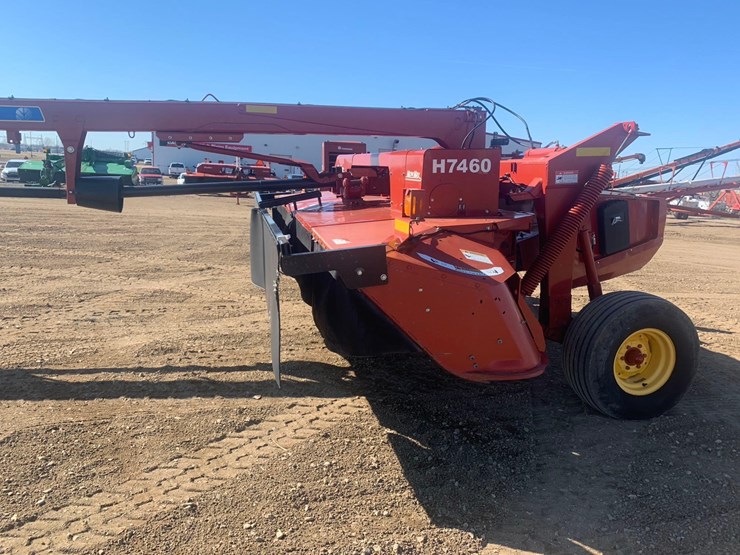 2011-new-holland-h7460-discbine-image-10