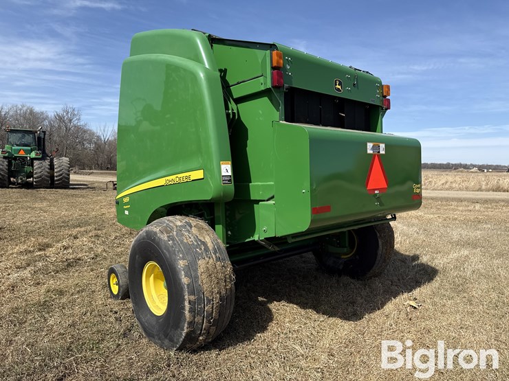 2016-john-deere-569-premium-image-7