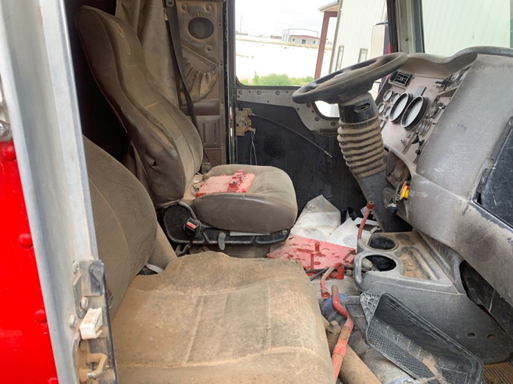 kenworth-w900l-image-6