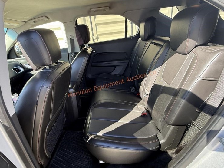 2010-chevrolet-equinox-lt-image-25