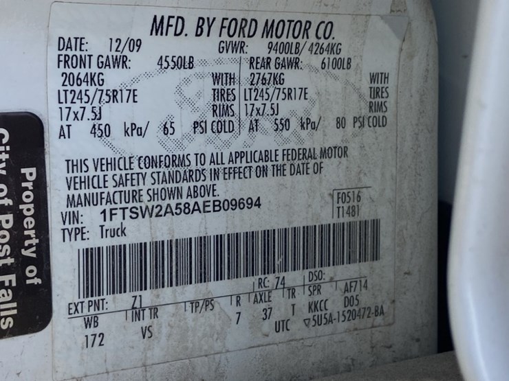 2010-ford-f250-xl-image-11