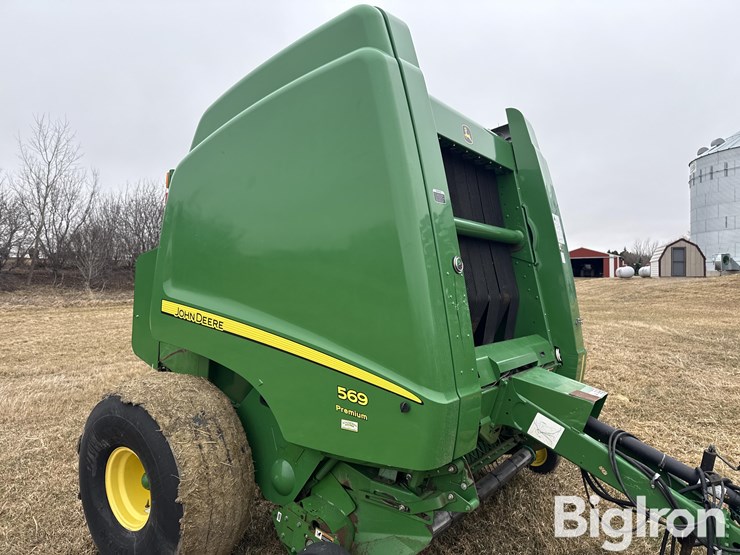 2016-john-deere-569-premium-image-16