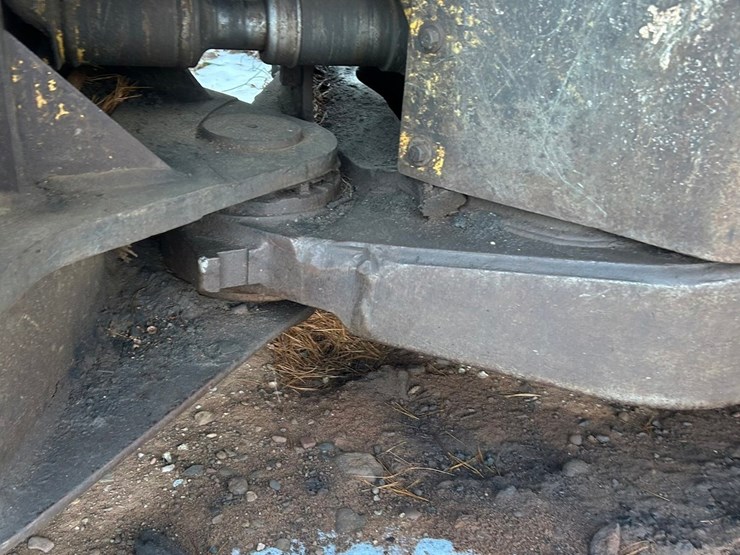 caterpillar-826c-image-8