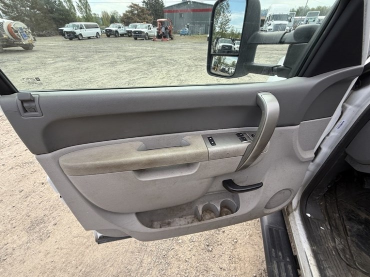 2013-liftmoore-3200ree-image-33