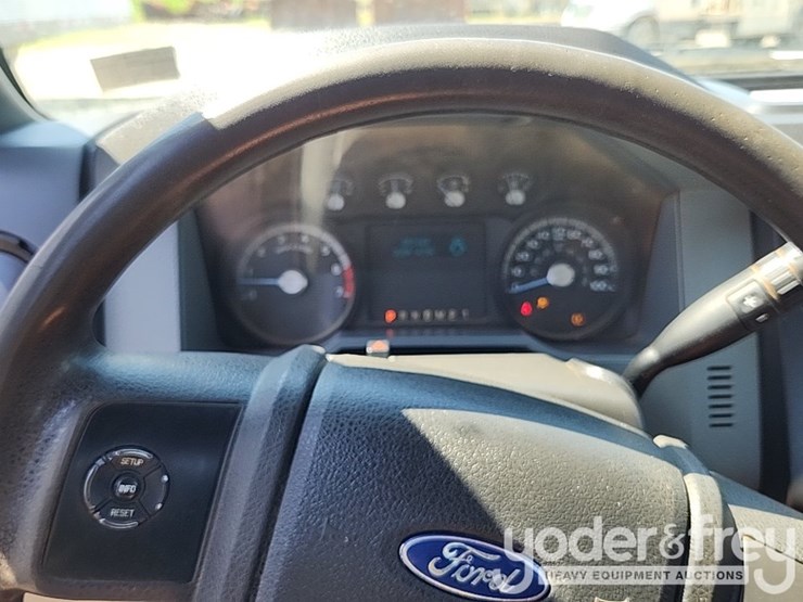 2012-ford-f350-sd-image-35