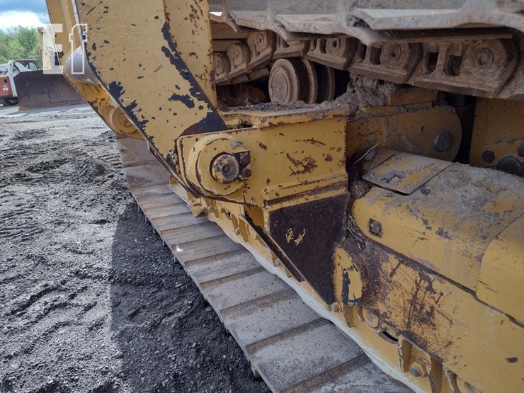 2013-deere-700k-lgp-image-37