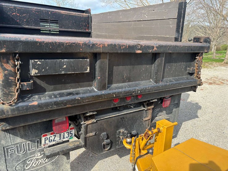 2009-ford-f550-image-8