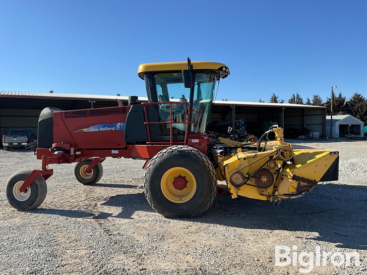 2011-new-holland-h8080-image-4
