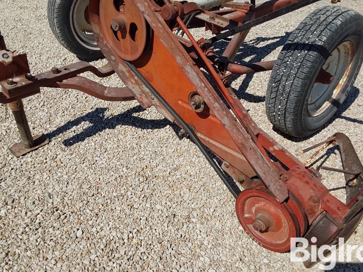 international-1100-image-15