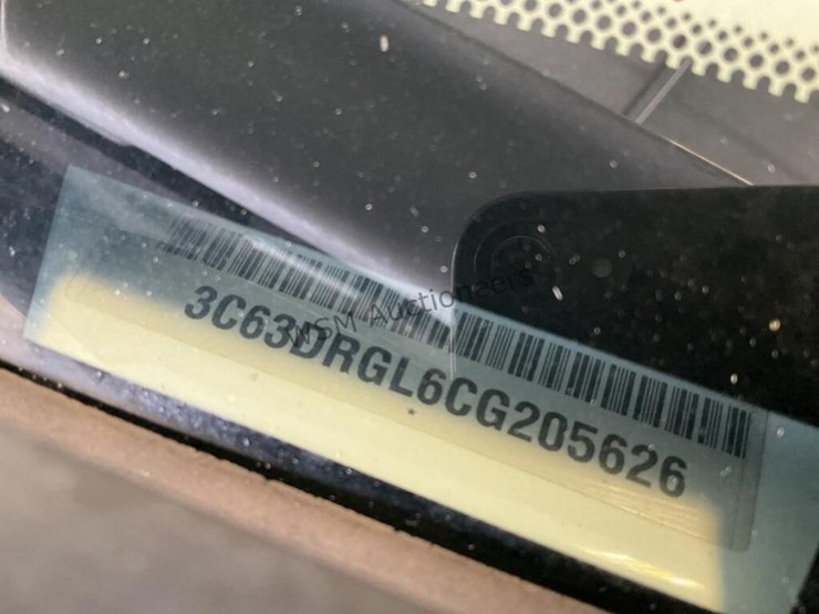 2012-dodge-3500-image-16