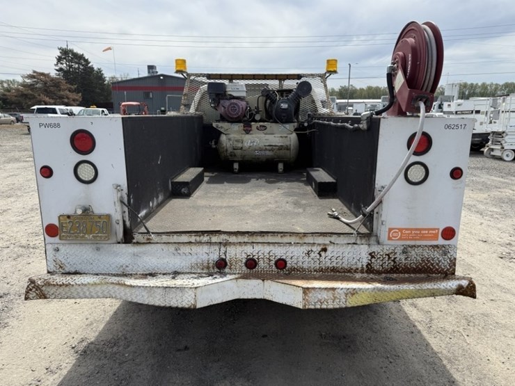 2006-ford-f450-image-5