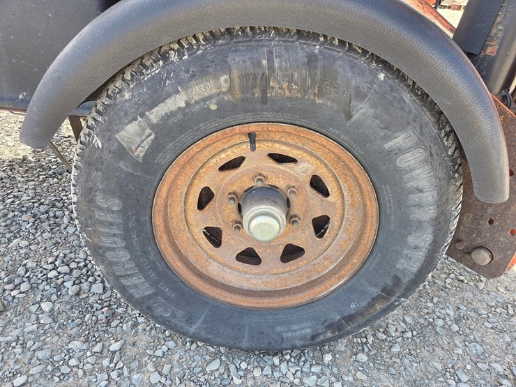 2010-jlg-t500j-image-41