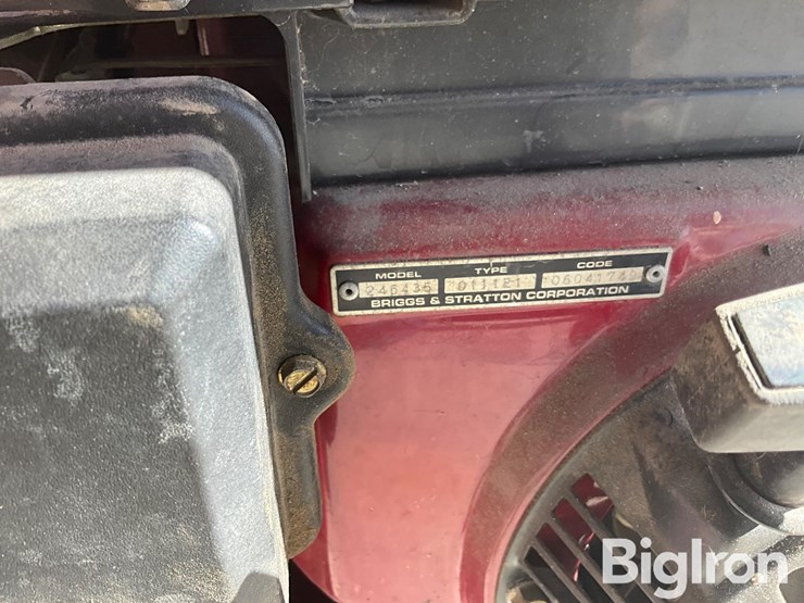 briggs-&-stratton-030210-portable-generator-image-9