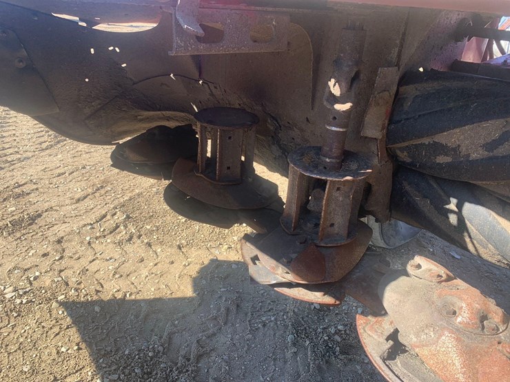 2011-new-holland-h7460-discbine-image-17