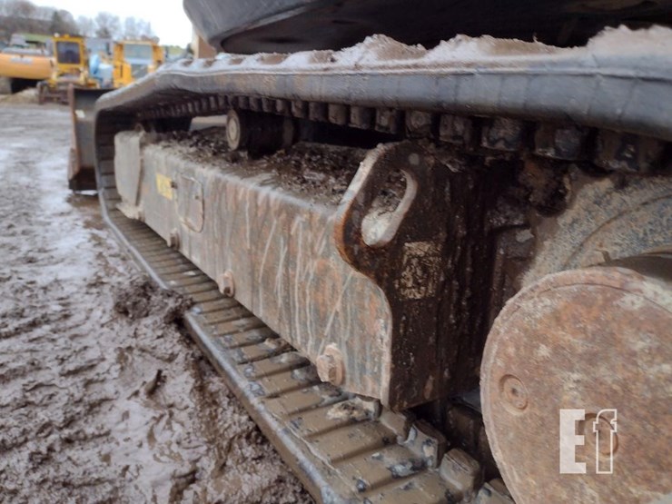 2014-bobcat-e35-image-30