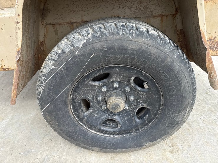 massey-ferguson-8-image-23