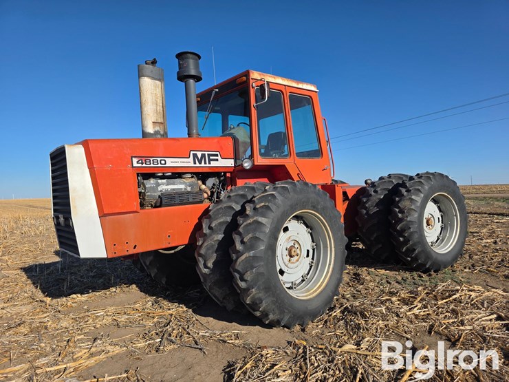 1979-massey-ferguson-4880-image-1