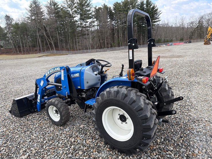 new-holland-workmaster-35-image-5