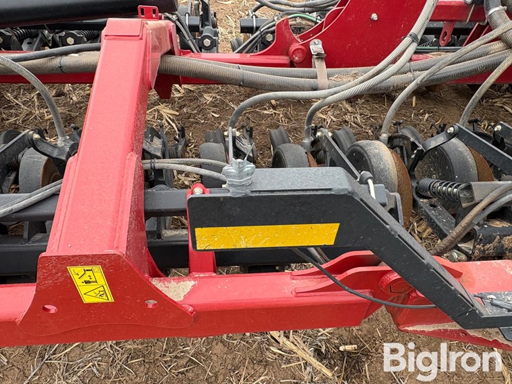 2016-case-ih-2016-image-10