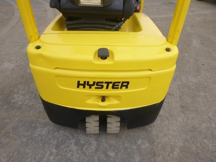 hyster-j35xnt-forklift-image-13