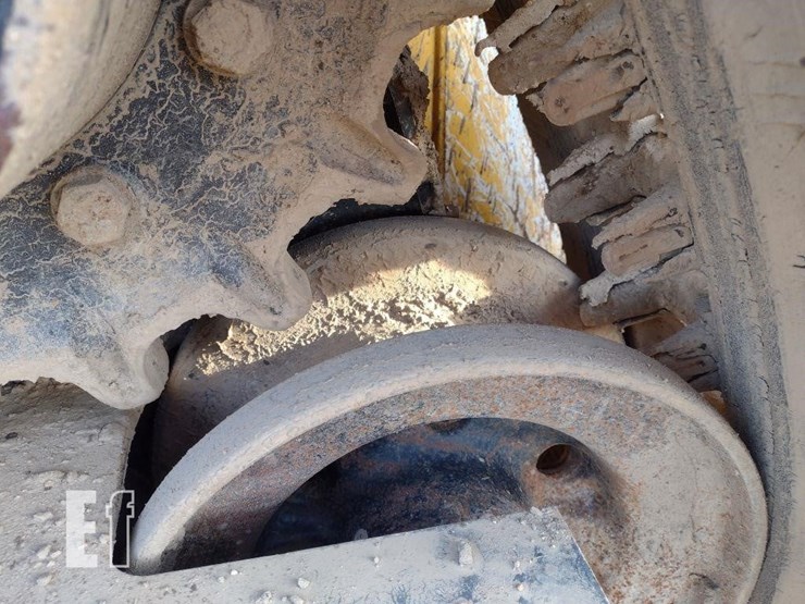 2022-deere-325g-image-13