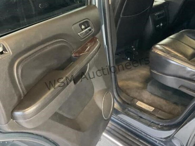 2007-gmc-yukon-denali-image-25