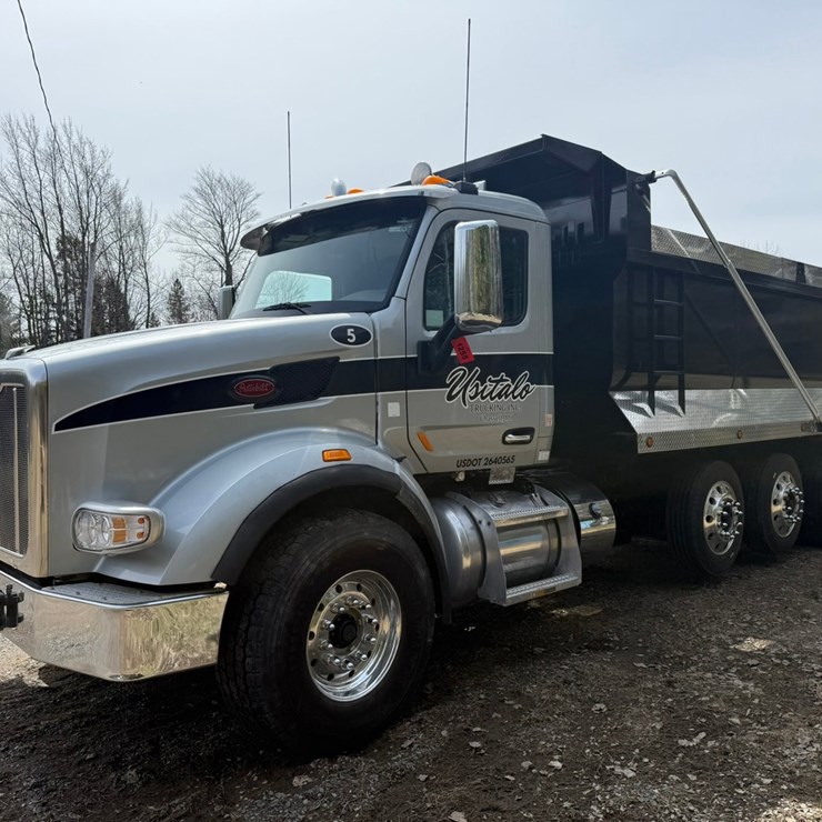 2015 PETERBILT 579