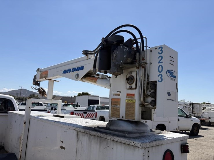 2003-ford-f450-image-11