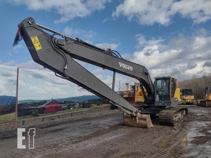 2020-volvo-ec220e-lr-image-50