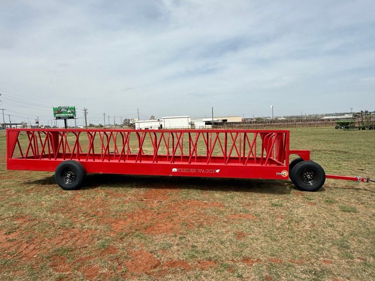 2026-theissen-hay-feeder-trailer-image-5