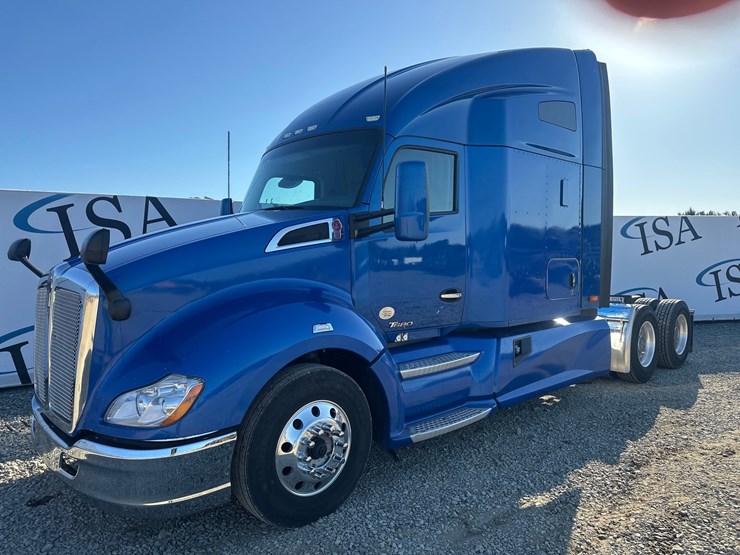 2018-kenworth-t680-image-9