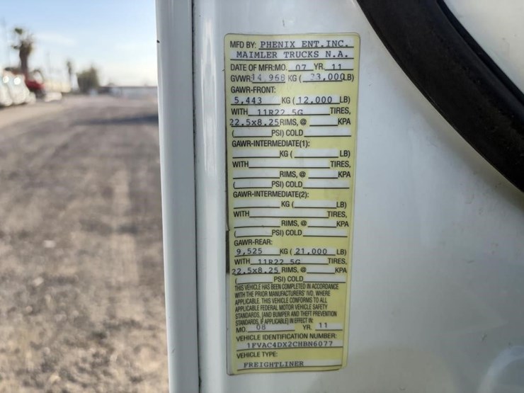 2012-freightliner-m2-s/a-mechanics-truck-image-15