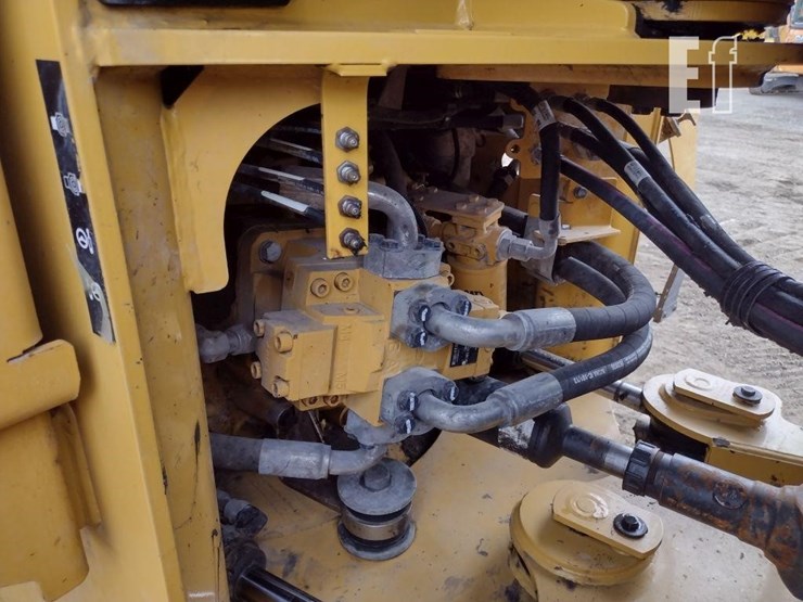 caterpillar-926m-image-31