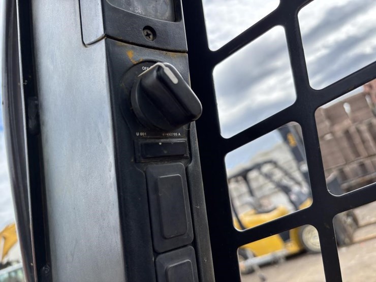 2010-case-410-image-23