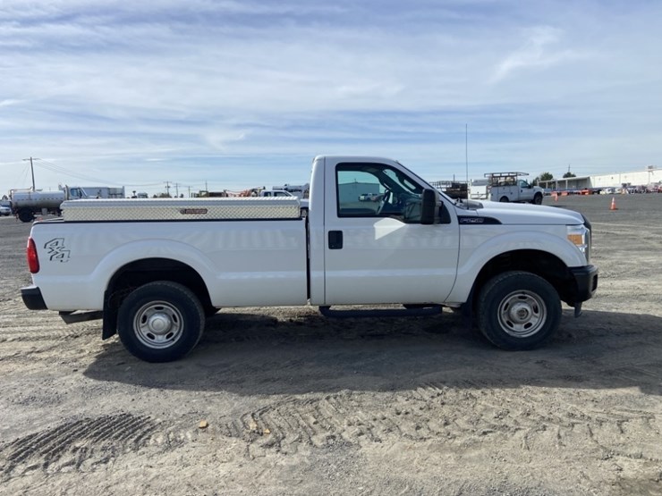 2015-ford-f250-xl-image-6