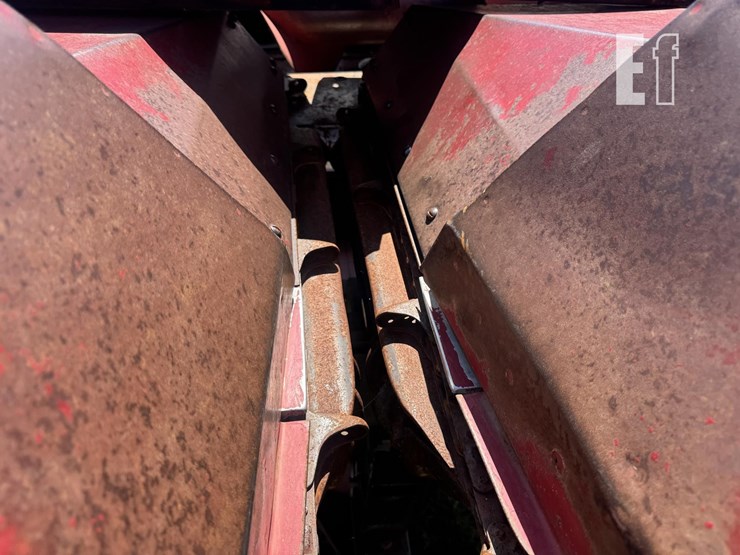 case-ih-1083-image-2